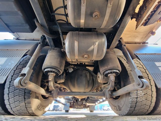 Soğutuculu kamyon MAN TGM 18.290 4X2 LL / Ladebordwand / 2 Tanks