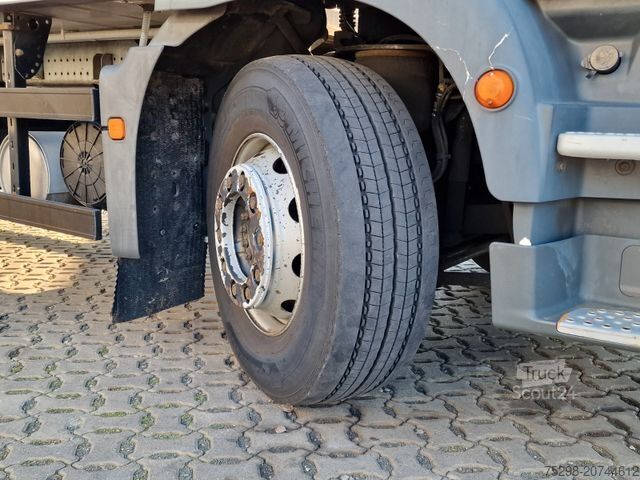 Soğutuculu kamyon MAN TGM 18.290 4X2 LL / Ladebordwand / 2 Tanks