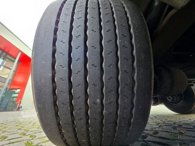 Open semitrailer with tarp SCHMITZ CARGOBULL SCS 24/L - 13.62 Mega / Palettenkasten / Hubdach