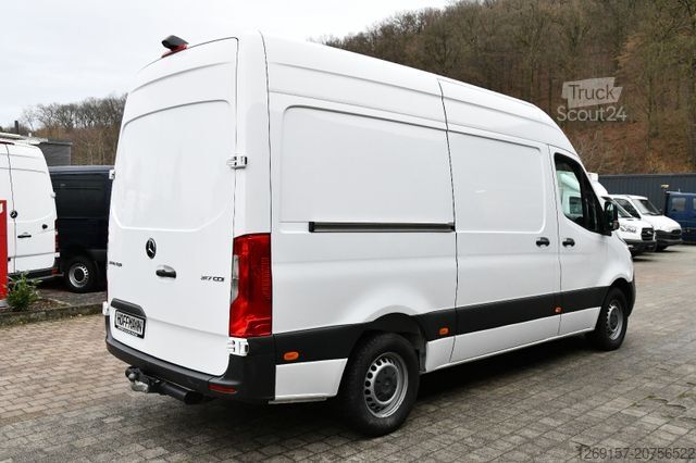Bestelwagen met verhoogd dak MERCEDES-BENZ Sprinter Kasten 317 CDI RWD L2H2 Navi Kamera