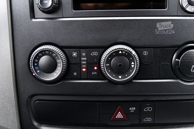 Koelwagen met geïsoleerde laadbak MERCEDES-BENZ Sprinter 316CDI Kühlkasten Tief-Kühler Standkühl