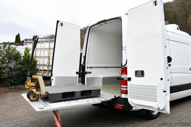 Koelwagen met geïsoleerde laadbak MERCEDES-BENZ Sprinter 316CDI Kühlkasten Tief-Kühler Standkühl