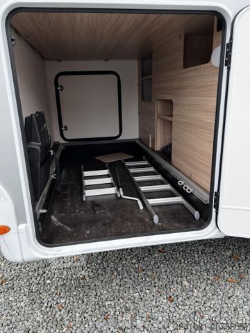 Półzintegrowany kamper SUNLIGHT Adventure T 68