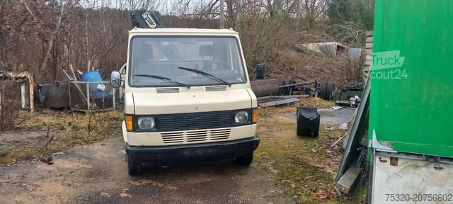 Furgonetka pick-up MERCEDES-BENZ 611 Pritsche Kran