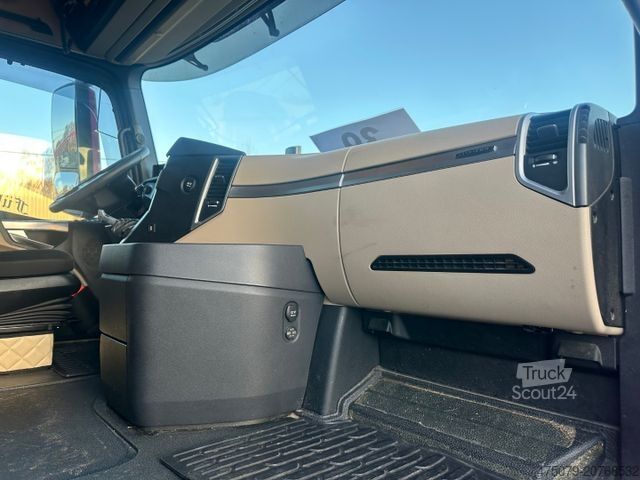 Liellopu pārvadāšanas kravas automašīna MERCEDES-BENZ Actros 2563 / Kaba 3 x Stock 50 m²