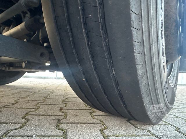 Liellopu pārvadāšanas kravas automašīna MERCEDES-BENZ Actros 2563 / Kaba 3 x Stock 50 m²