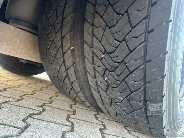 Liellopu pārvadāšanas kravas automašīna MERCEDES-BENZ Actros 2563 / Kaba 3 x Stock 50 m²