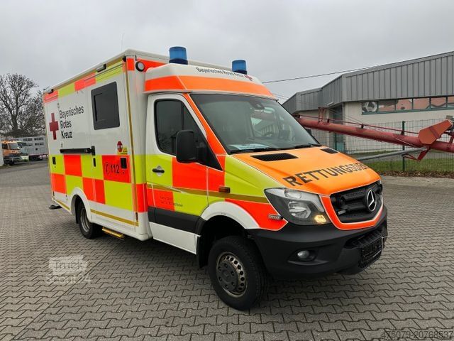 Feuerwehrfahrzeug MERCEDES-BENZ Sprinter 519 RTW / 4x4 Allrad / WAS Trage
