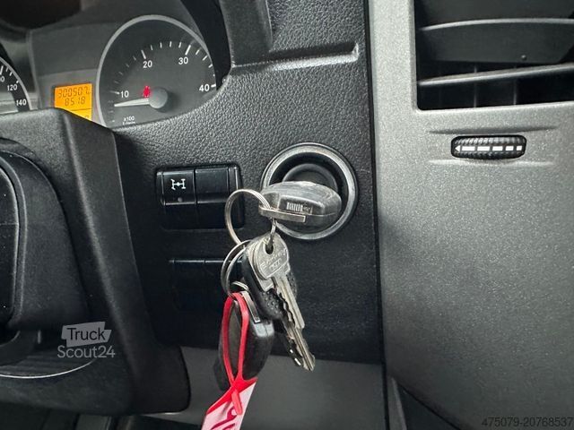 Feuerwehrfahrzeug MERCEDES-BENZ Sprinter 519 RTW / 4x4 Allrad / WAS Trage