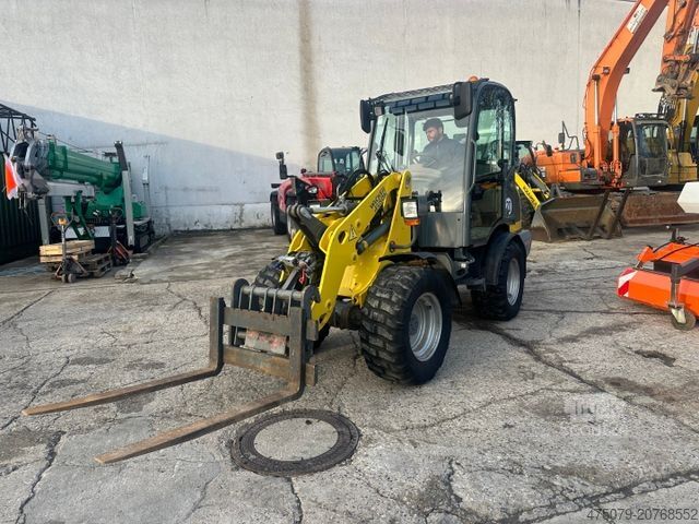 Riteņu iekrāvējs WACKER WL 38 / Kehrmaschine / Gabel / 2 x Schaufel