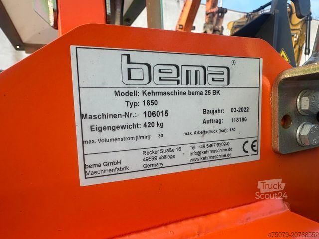 Riteņu iekrāvējs WACKER WL 38 / Kehrmaschine / Gabel / 2 x Schaufel