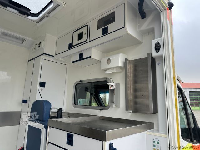 Feuerwehrfahrzeug MERCEDES-BENZ Sprinter 519 CDI / WAS + Trage