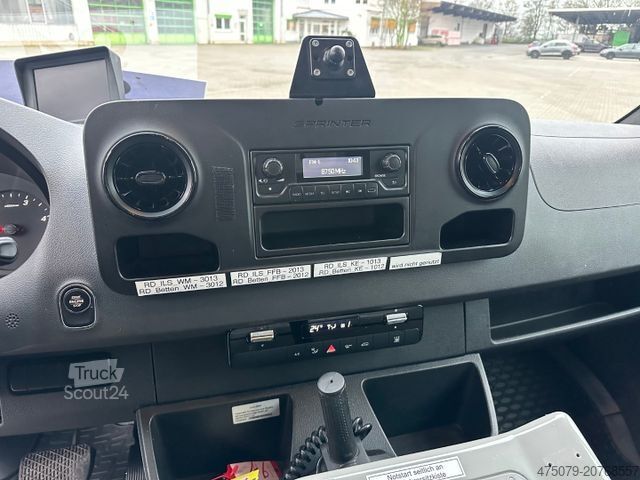 Feuerwehrfahrzeug MERCEDES-BENZ Sprinter 519 CDI / WAS + Trage