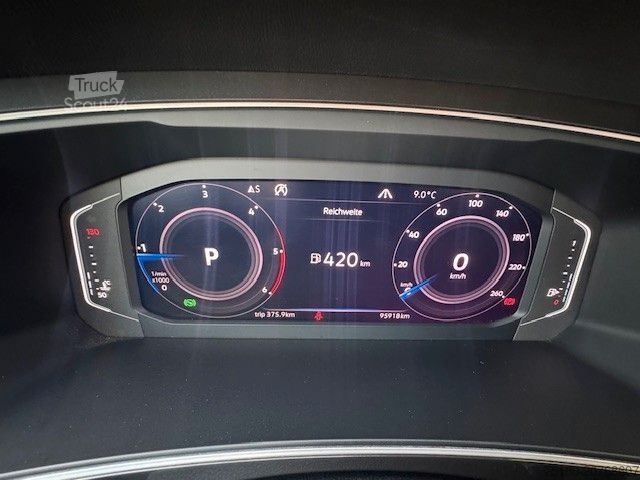 Pick-up VOLKSWAGEN Tiguan VE 4Motion PKW SUV  Automatik AHK