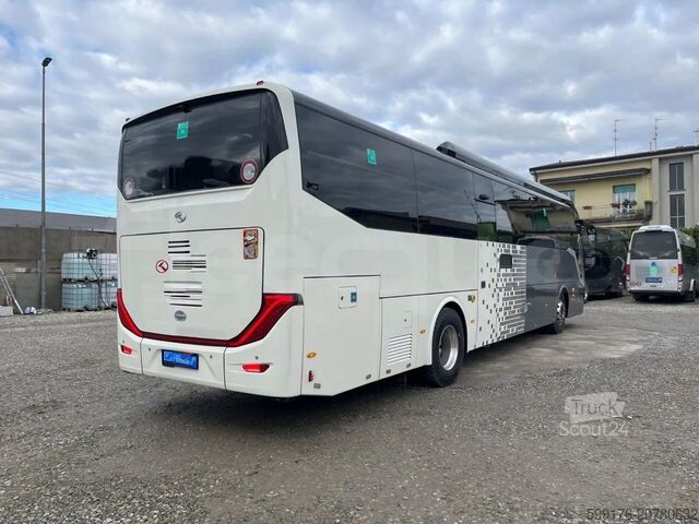 Car de tourisme King Long C12E