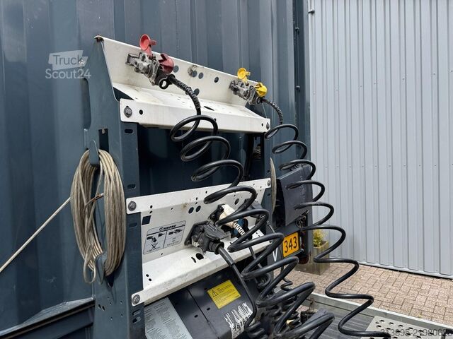Bâché à rideaux latéraux Krone SD, Lift-Axle
