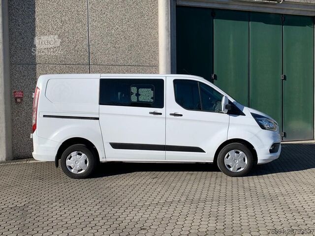 Panelinis furgonas Ford Custom 290 L1 - Doppia Cabina 6 posti -