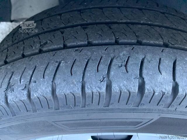 Panelinis furgonas Ford Custom 290 L1 - Doppia Cabina 6 posti -