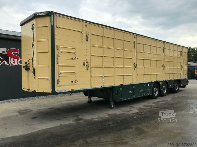 Naczepa do transportu bydła PEZZIOLI SBA 63/3.Stock, Aggregat, Hubdach, Tränke