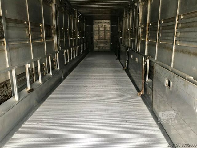 Naczepa do transportu bydła PEZZIOLI SBA 63/3.Stock, Aggregat, Hubdach, Tränke