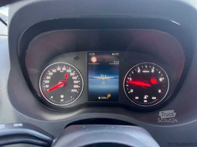 Dodávka s vysokou střechou MERCEDES-BENZ Sprinter 315 CDI 3665 Klima Kamera AHK