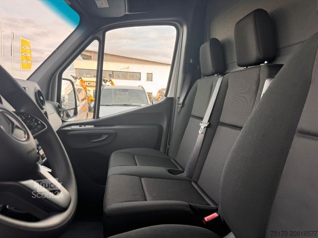 Skříňová dodávka MERCEDES-BENZ Sprinter 315 CDI Möbelkoffer Treppe Windabweiser