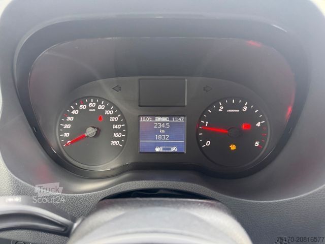 Skříňová dodávka MERCEDES-BENZ Sprinter 315 CDI Möbelkoffer Treppe Windabweiser