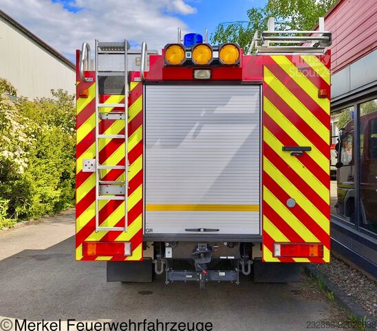 مركبة إطفاء الحرائق أتيغو LF 8/6 Mercedes-Benz Atego 815