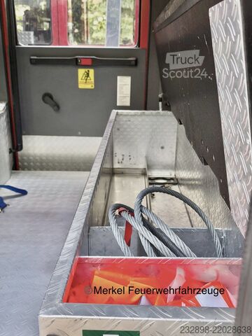 مركبة إطفاء الحرائق أتيغو LF 8/6 Mercedes-Benz Atego 815