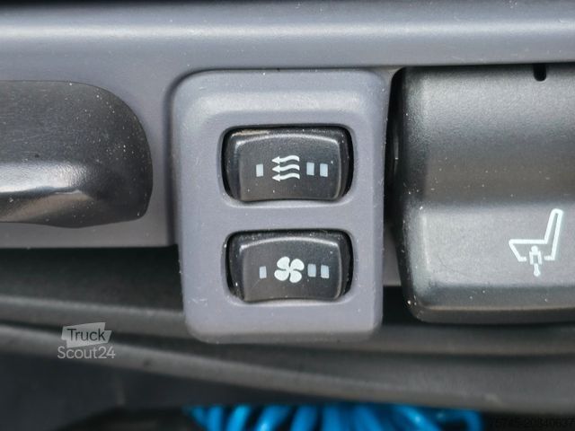 Véhicule tracteur volume SCANIA R490 * STANDKLIMA * TEMP * RETARDER * 2X TANK