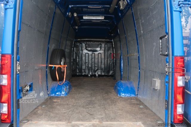 Højt tag varevogn IVECO Nr.7 Daily 70C17V AHK / Kamera /Maxi