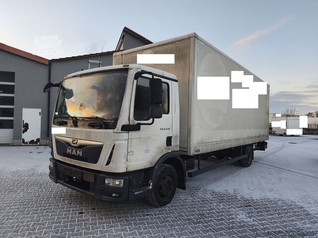 Caja cerrada MAN TGL 12.250 Koffer 3-Sitzer Euro 6 4x2 AHK LBW (48)
