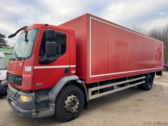 Maleta DAF LF 55.220 **BELGIAN TRUCK-MANUAL GEARBOX**