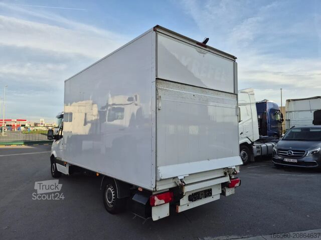Camión caja Mercedes-Benz SPRINTER 316 CDI