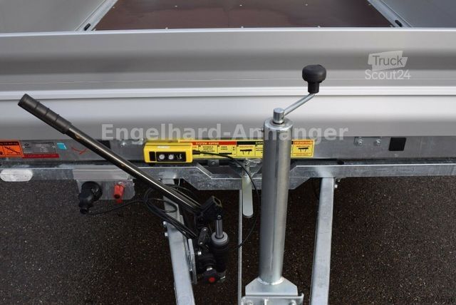 Dreiseitenkipper Anhänger VEZEKO JUKI 3-S. Kipper 4x2 m Maschinentransporter 3,5t