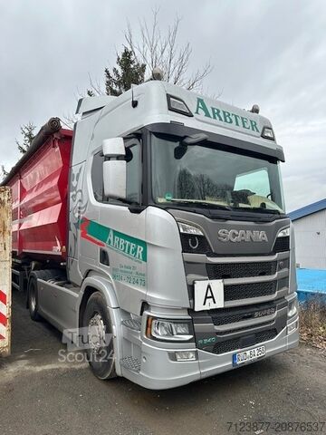 Standard tractor unit SCANIA R 540