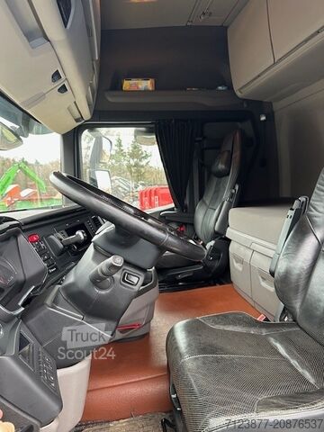 Standard tractor unit SCANIA R 540