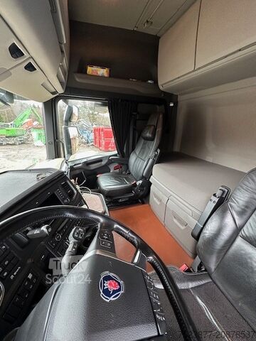Standard tractor unit SCANIA R 540
