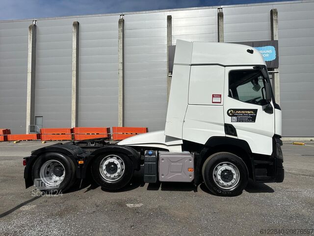 Standaard trekker - RHD Renault T 460