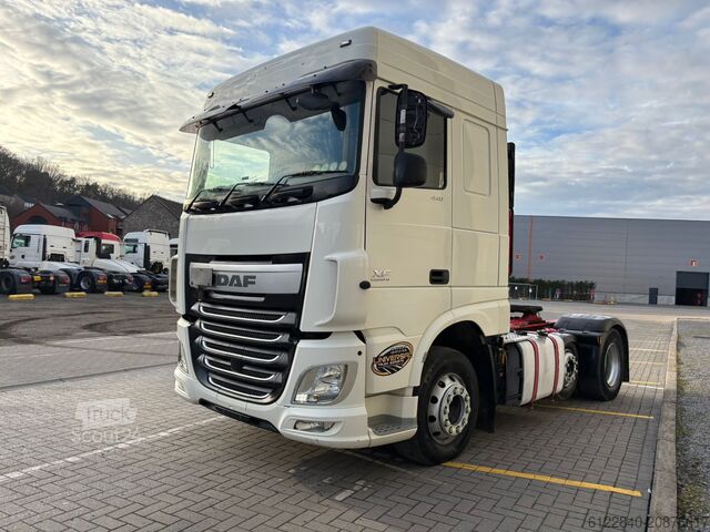 Tracteur routier standard - RHD DAF XF 106