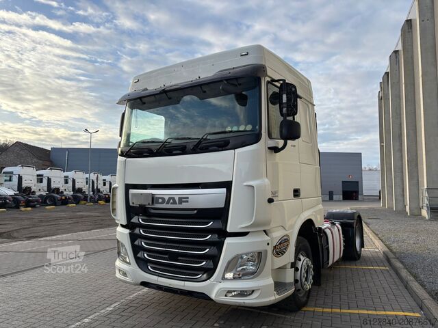 Tracteur routier standard - RHD DAF XF 106