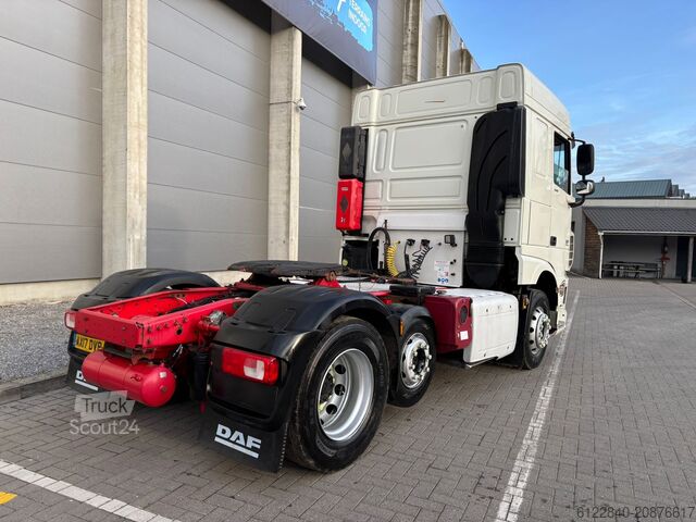 Tracteur routier standard - RHD DAF XF 106