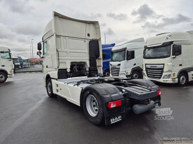 Standaard trekker DAF XF 530 FT SUPER SPACE CAB ZF INTARDER