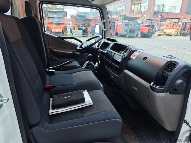 Plataforma elevadora Nissan Cabstar 35.13 NT400 GSR B230T