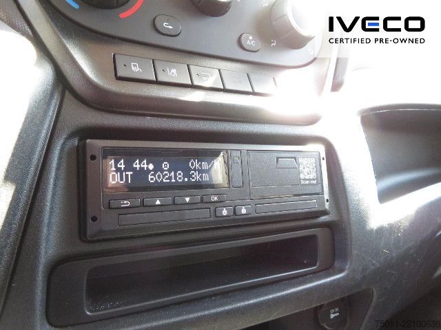 Dostavno vozilo s kesonom IVECO Daily 70C18HA8/P Koffer/LBW Klima, NL 3228kg