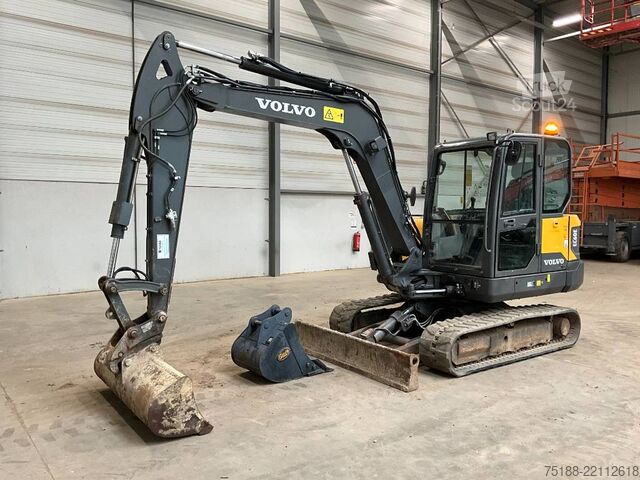 Rupsgraafmachine Volvo EC 60 E