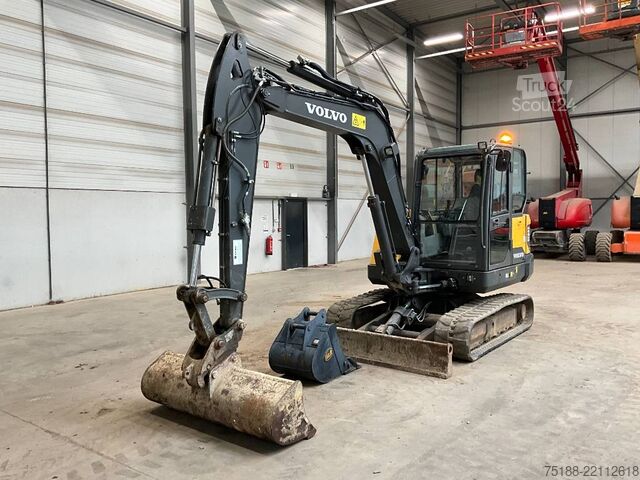 Rupsgraafmachine Volvo EC 60 E