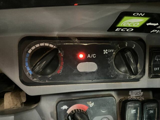 Εκσκαφέας Midi Kubota KX 080-4 A