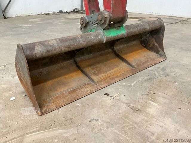 Εκσκαφέας Midi Yanmar Vio 80-1A