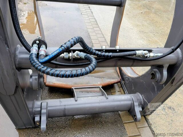 Grijper Volvo Holzgreifer Mod. 80832 für Radlader